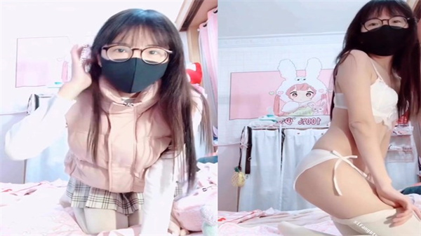 眼镜萌妹经期欲火难耐，潮红喘息偷偷自慰